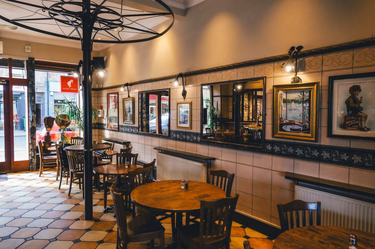 Continental Cafe Popular Bar & Restaurant